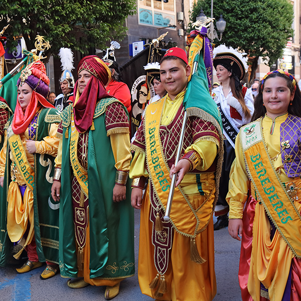 12 Desfile Cargos Festeros V Centenario 2025