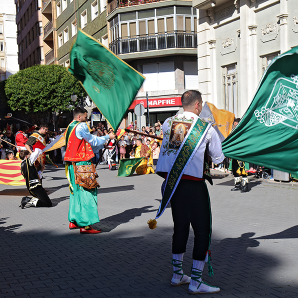 14 Desfile Cargos Festeros V Centenario 2025